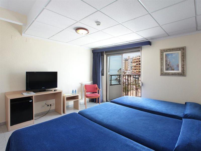 Hotel Bilbaino Бенидорм Экстерьер фото