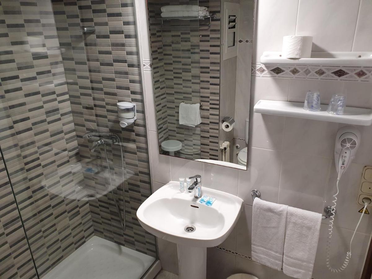 Hotel Bilbaino Бенидорм Экстерьер фото