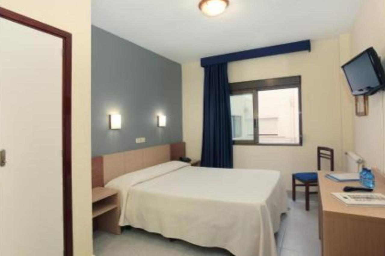Hotel Bilbaino Бенидорм Экстерьер фото