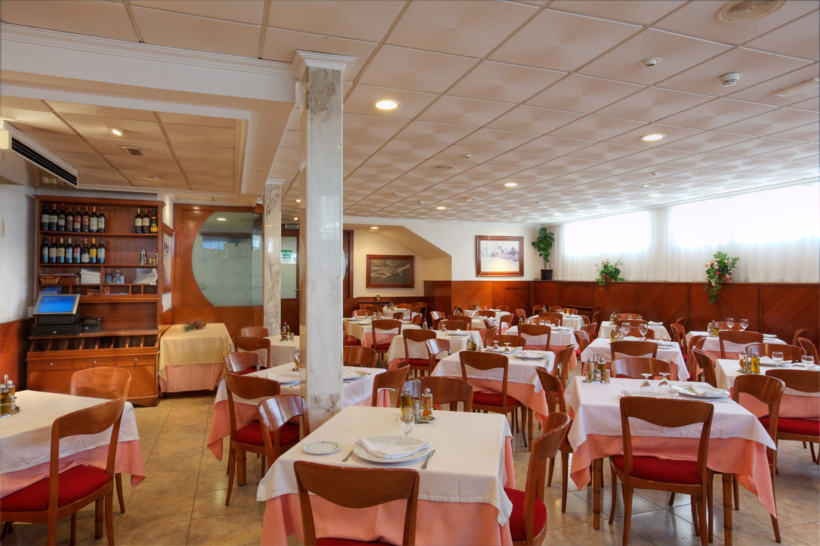Hotel Bilbaino Бенидорм Экстерьер фото